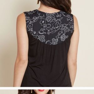 ModCloth black sleeveless top